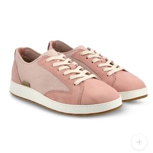 The Langdal Pink Rosa Women's Athletic Sneakers.